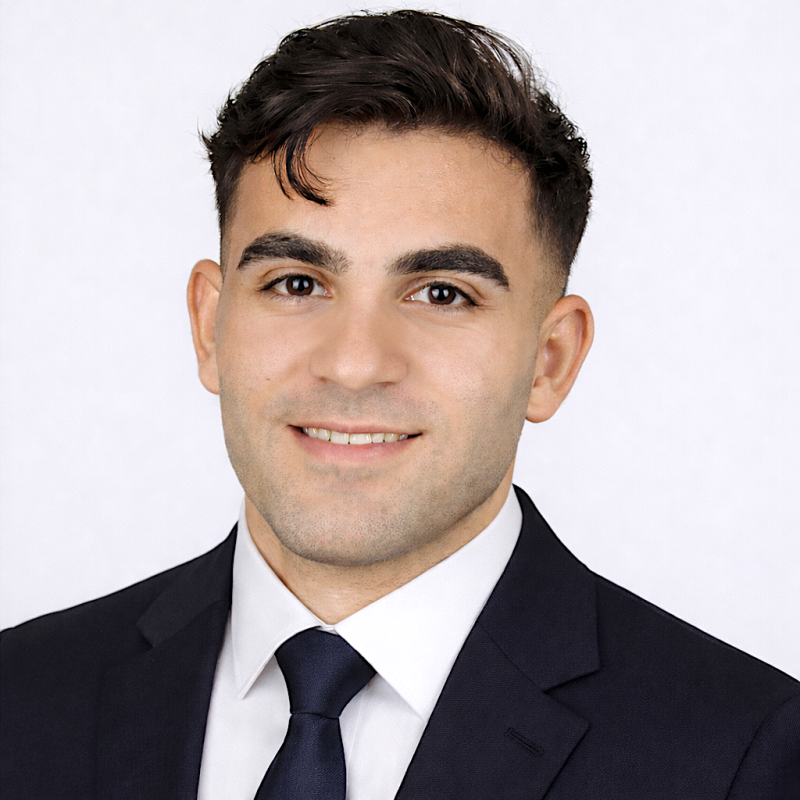 Portrait of Shayan Razi.